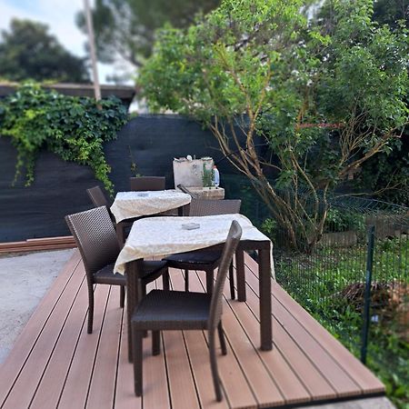 Apartmaji سترونجان المظهر الخارجي الصورة